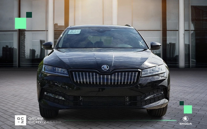 Skoda Superb cena 248240 przebieg: 10, rok produkcji 2024 z Wyśmierzyce małe 121
